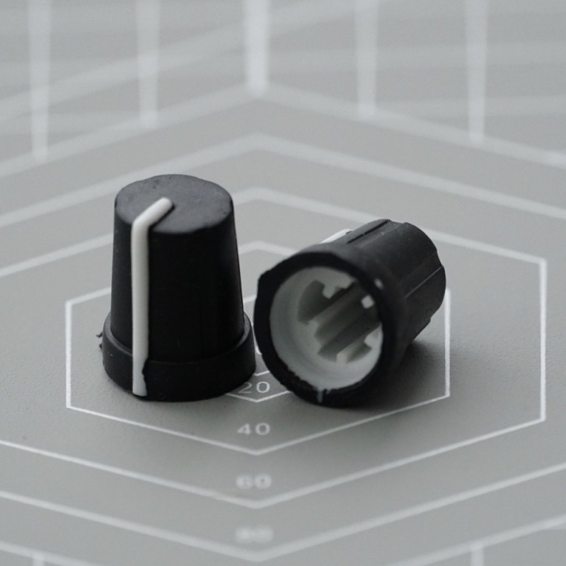(มีตัวเลือก) [KNOB] ลูกบิด cross 234 EQ215 EQ231 ขนาด 15x15mm ใช้กับ Volume แกนผ่า จุดตัด 0องศา