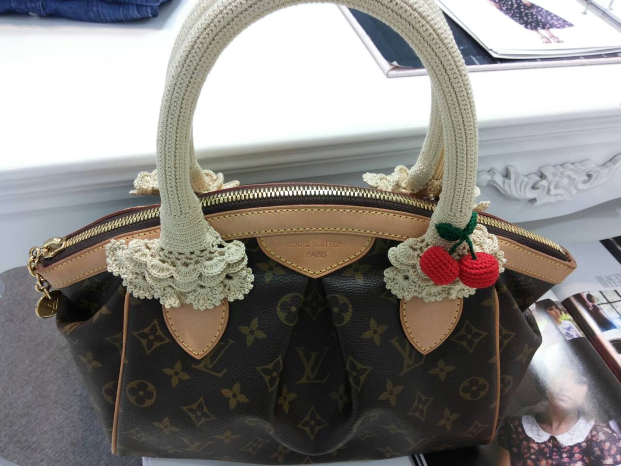 หูถัก LV Tivoli PM, Tivoli GM