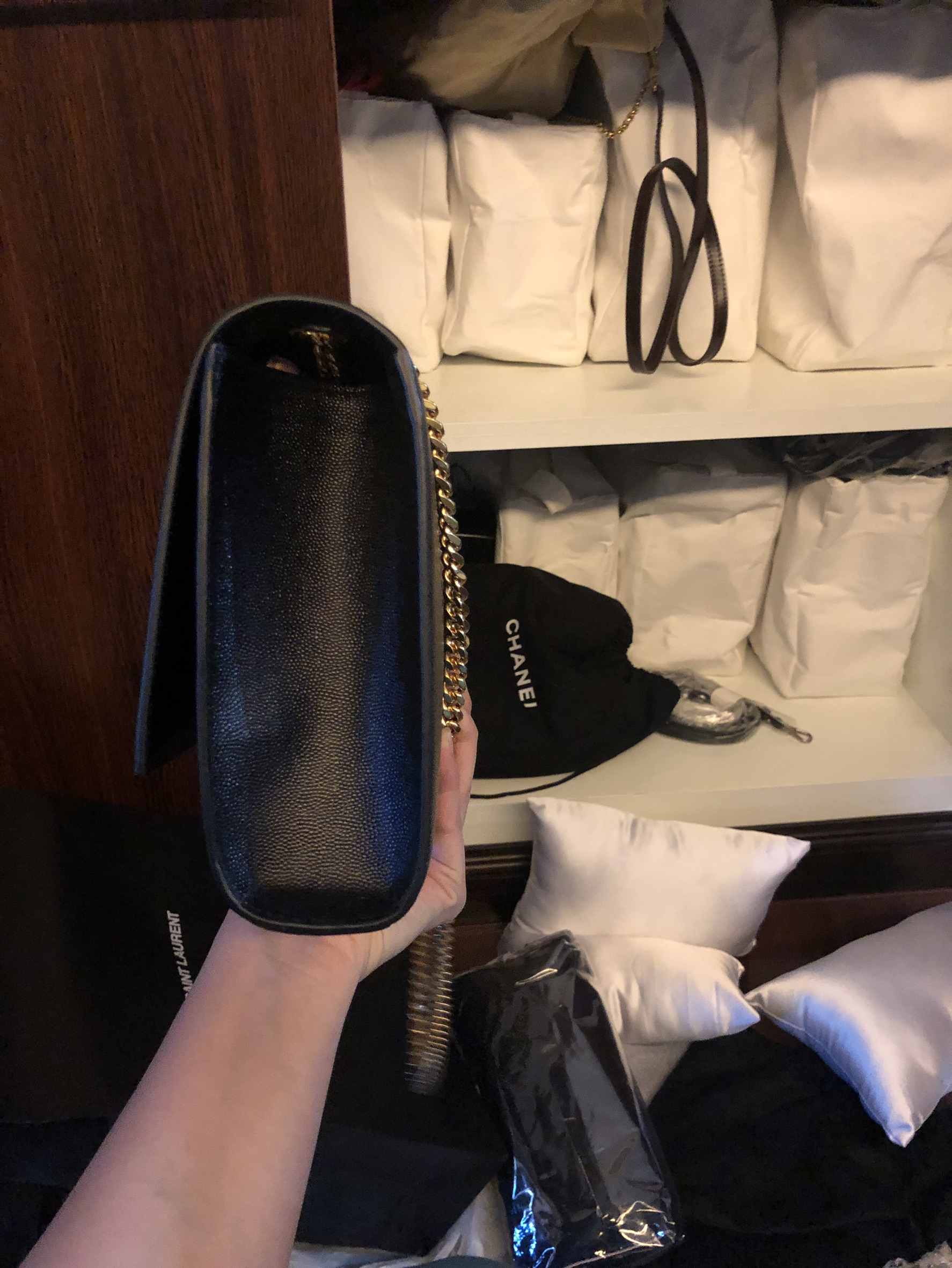 หมอน YSL Large kate clutch