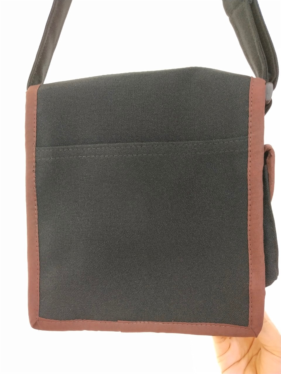 กระเป๋าปักลายอาข่า ขอบสีน้ำตาล