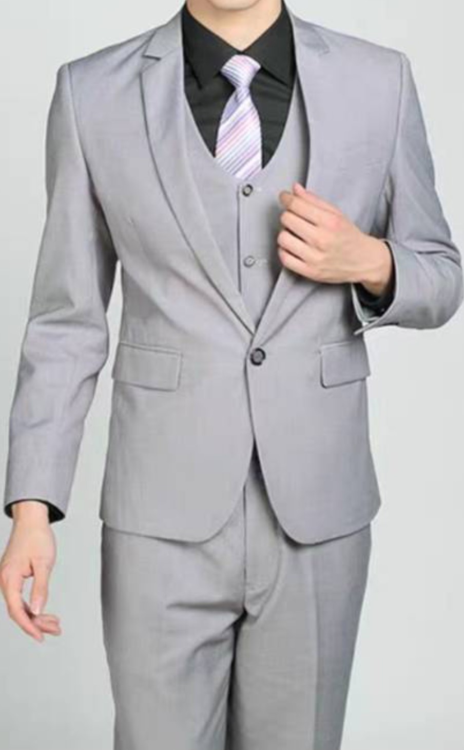 ชุดสูทงานแต่ง ชุดไปงานแต่งชาย ชุดแต่งงาน เสื้อสูท กางเกงสไตล์อังกฤษ ปกเปิดมาตรฐาน กระดุม1เม็ด 2เม็ด Size No.34 36 38 40 42 44 กากี น้ำเงินกรม ฟ้า เทาอ่อน เทาเงา ดำเงา ขาว เขียว