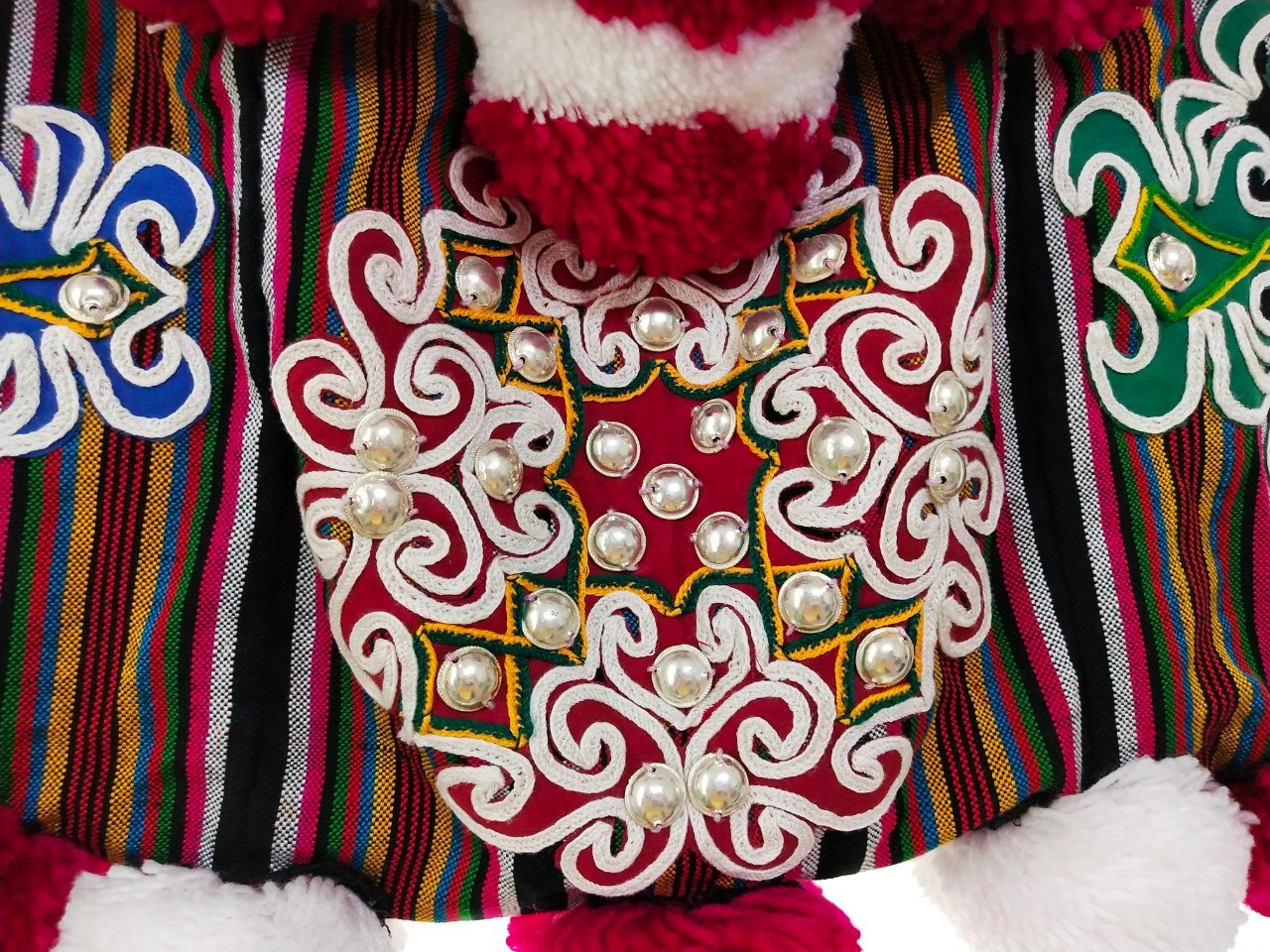 ย่ามสะพาย ติดลายดอก แฮนด์เมด สวยงาม ปราณีต