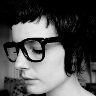 กรอบแว่นสายตาแฟชั่น ทรงrayban สไตล์ wayf สี ดำเงา