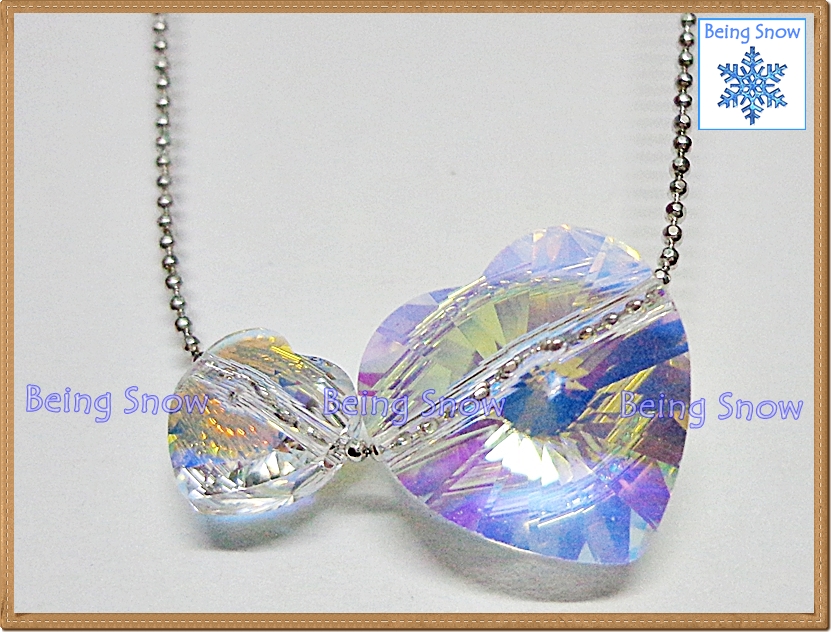 สร้อยคอคริสตัลหัวใจคู่ สีขาวรุ้ง