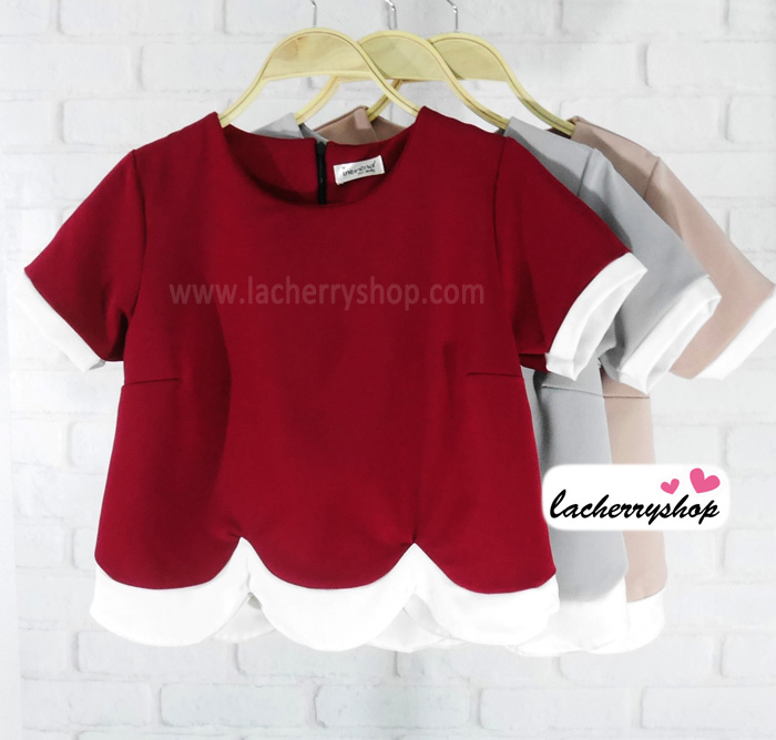 เสื้อแฟชั่นสวยๆ เสื้อผ้าฮานาโกะ สีนู้ด ดีไซน์เป็นหยักๆช่วงเอว แต่งขอบสีขาว แบบสวยน่ารักมากๆค่ะ