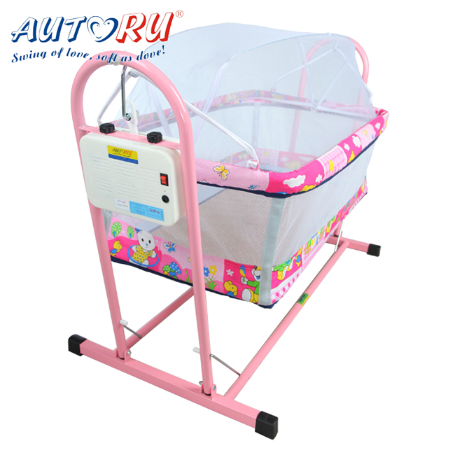 เปลไกวไฟฟ้า Autoru รุ่น Rucon เปลไกวไฟฟ้า หรือ เปลไฟฟ้า แบรนด์ Autoru เป็นแบรนด์เปลไกวไฟฟ้าน้องใหม่ที่มาแรงที่สุดในขณะนี้ ด้วยยอดจำหน่ายกว่า 500 ตัวต่อสัปดาห์ ด้วยจุดแข็งด้านราคาที่ไม่แพงจนเกินไป และการใช้งานมีความแข็งแรงทนทาน ทำให้เปลไกวอัตโนมัติ Autoru รุ่น Rucon จึงสามารถเข้าไปนั่งในหัวใจของคุณพ่อ-คุณแม่ทั่วไทยได้อย่างสบายๆ เปลไกวไฟฟ้า Ruconสามารถไกวได้ต่อเนื่องยาวนานถึง 5 ชม. สามารถรับน้ำหนักได้มากสุดถึง 16 กก และเหมาะสำหรับ เด็กแรกเกิด จนถึง 18 เดือน (0-18 เดือน) เปลไกวไฟฟ้าราคาสุดคุ้ม คุณภาพเกินราคาแบบนี้ สั่งเลย ได้ของเร็ว ส่งสินค้าทั่วประเทศ ถึงหน้าบ้านของท่านเลย !!