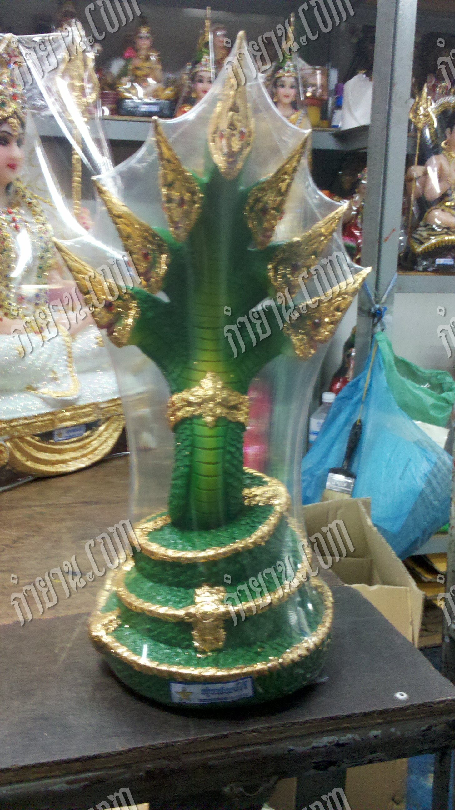 พญานาค 7 เศียร 9"
