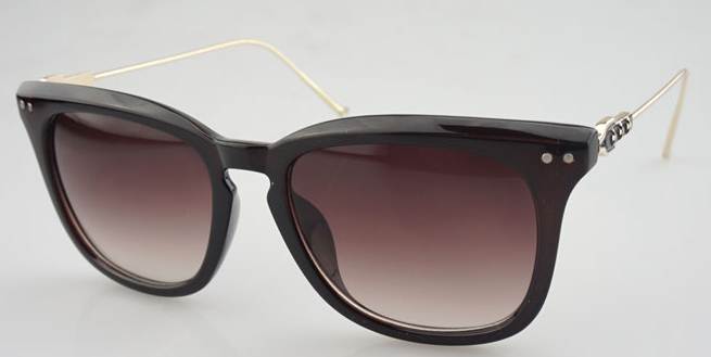 กรอบแว่นตากันแดดแฟชั่นแบบ pentagon (สีชากึ่งใส)