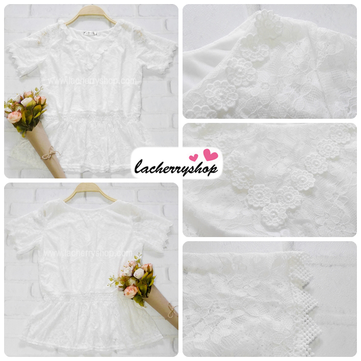 เสื้อผ้าลูกไม้ สีขาว แต่งลายลูกไม้ที่คอ แขนหยัก เอวสม็อก มีซับใน สวยหวานน่ารักมากค่ะ สินค้าคุณภาพ ราคาไม่แพง