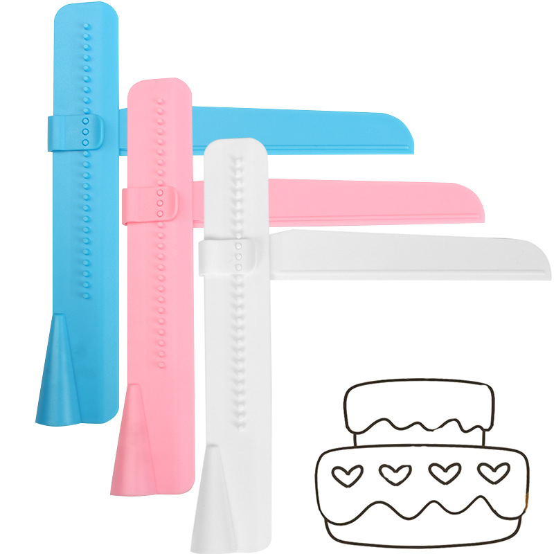 อุปกรณ์ช่วยปาดหน้าเค้ก (สีชมพู)