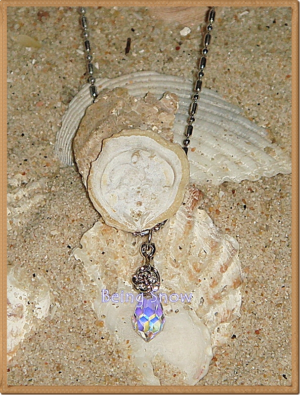 สร้อยคอห้อยจี้คริสตัลทรงหยดน้ำ สีขาวรุ้ง