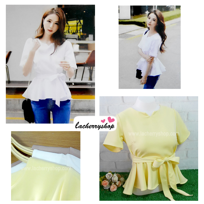 เสื้อผ้าแฟชั่นสวยๆ เสื้อทำงานสีเหลืองอ่อน ผ้าฮานาโกะ แต่งระบายเอว มีสายมัดโบว์ สวยหวานสไตล์เกาหลี ใส่ได้หลายสไตล์ เว้าคอ มีซิปหลัง ใส่ได้ทุกโอกาส