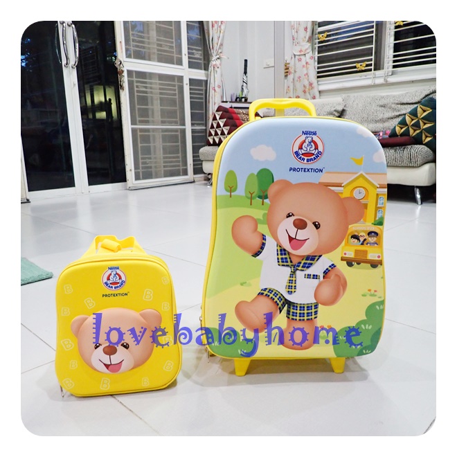 กระเป๋าคู่แม่ลูก ตราหมี กระเป๋าล้อลาก และ กระเป๋าสะพายหลัง พี่หมี