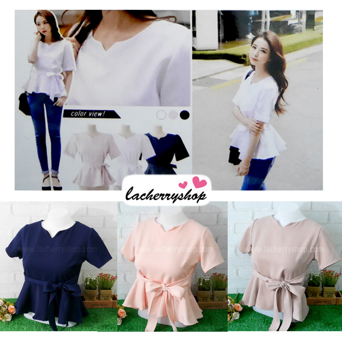 เสื้อผ้าแฟชั่นสวยๆ เสื้อทำงานสีดำผ้าฮานาโกะ แต่งระบายเอว มีสายมัดโบว์ สวยหวานสไตล์เกาหลี ใส่ได้หลายสไตล์ เว้าคอ มีซิปหลัง ใส่ได้ทุกโอกาส สำเนา