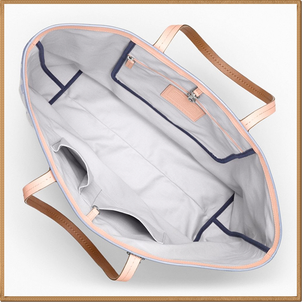 Coach Weekend Printed Signature Zip Top Tote 23107