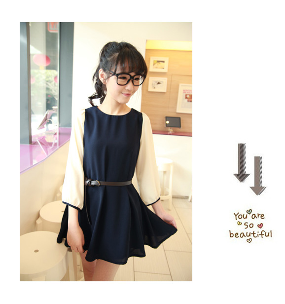 SALE//SALE (ส่งฟรี) ชุดเดรส สไตล์เกาหลี สีน้ำเงิน แขนเสื้อสีขาว ไหล่ตุ๊กตา มีซิปด้านหลัง น่ารักมากค่ะ