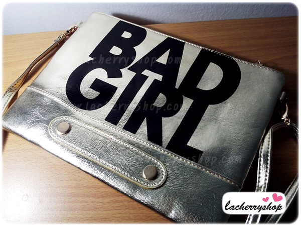 กระเป๋าแฟชั่น BAD GIRL สีทอง หนัง PU ใส่ IPAD ได้ มีสายสะพาย ((โปรโมชั่นส่งฟรี))