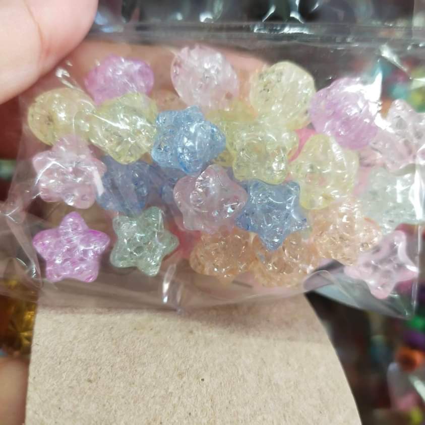 ลูกปัดแฟนซีตกแต่ง ดาว แบบที2 ถุงละ 20บาท!!