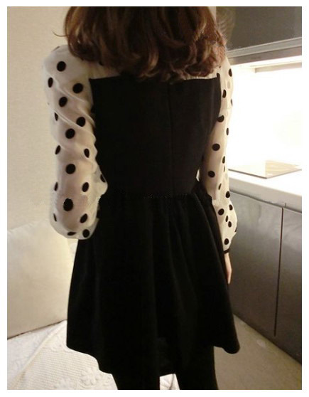 SALE//SALE (ส่งฟรี) ชุดเดรส สไตล์เกาหลี ซีฟอง สีดำ แขนยาวลายจุด ปกบัวน่ารักๆ มีซิปด้านหลังจ้า