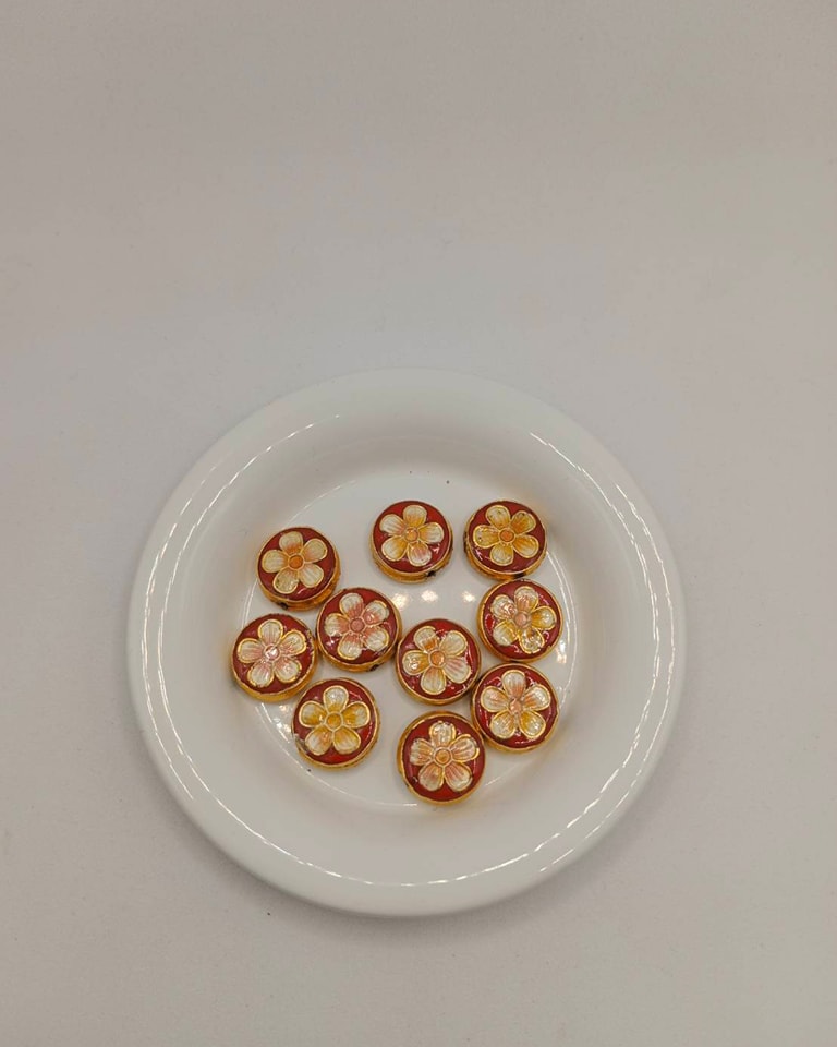 จี้กังใส ลายดอกไม้จีน ถุงละ 80 บาท