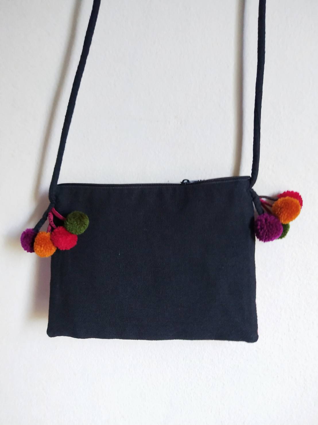 P411 กระเป๋าเงินสะพายสายยาว ลายม้ง น่ารัก สีโทนชมพู มีซิป