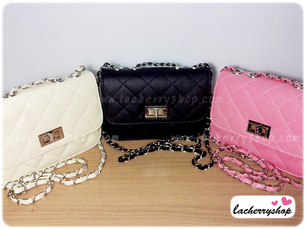 กระเป๋าแฟชั่น สีดำ หนัง PU สายโซ่สะพายไหล่ ปรับความยาวได้ แบบยอดนิยม ((โปรโมชั่นส่งฟรี))