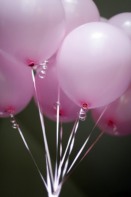 ลูกโป่งกลม สีชมพู ไซส์ 9 นิ้ว แพ็คละ 10 ใบ ( Round Balloons 9" - Pink Standard Color )