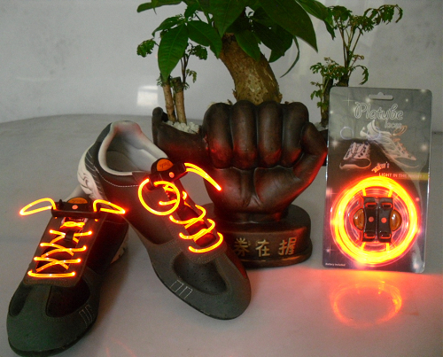 เชือกผูกรองเท้าไฟสีส้ม Shoelace - LED Orange color