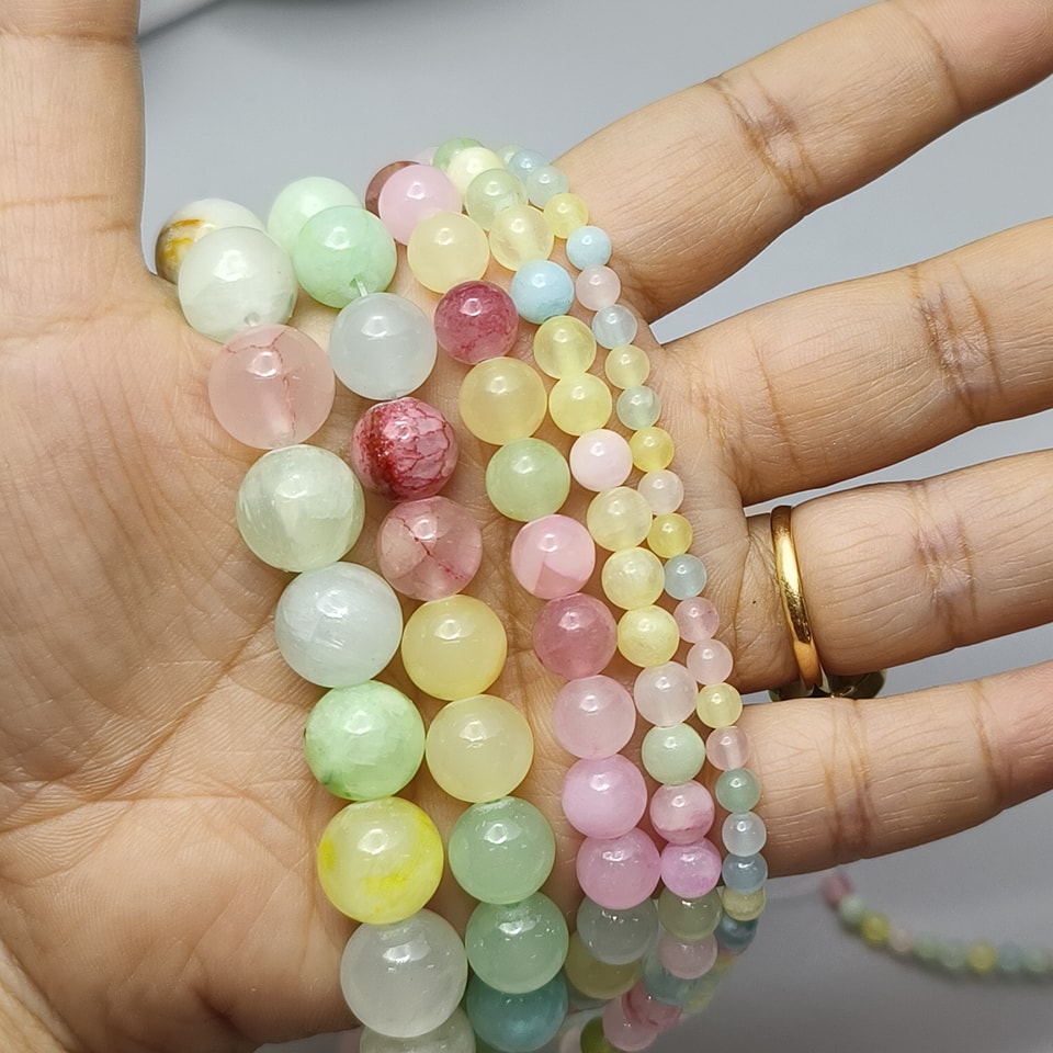 หินแบริลแคนดี้ หินความรักหอมหวาน อารมณ์ดี ความรัก อ่อนวัย ยาว 37 ซม. 10 มิล (42 เม็ด)