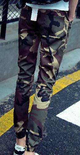 เล็ก+ กางเกงทหารขาจั๊ม ลายพราง เอวจั๊ม รูด สีเทา เขียว size 32-35