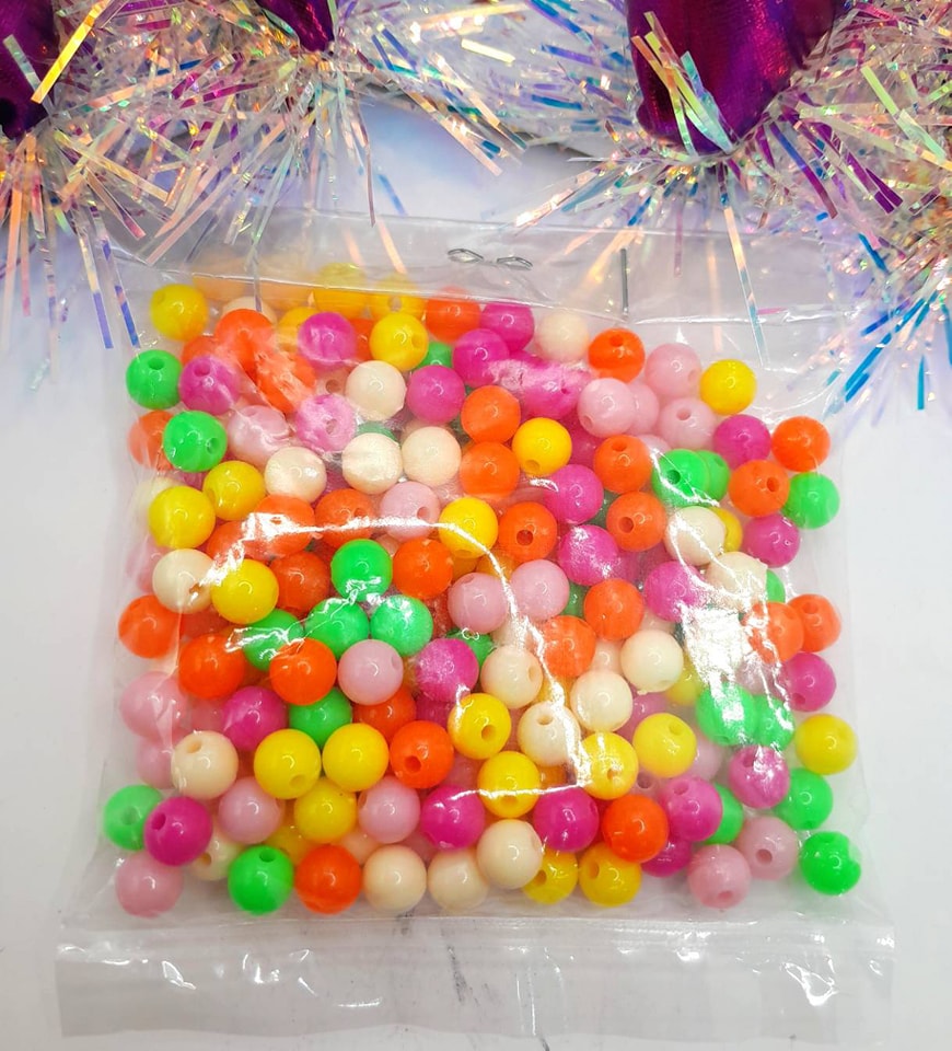 ลูกปัดแฟนซี ทรงกลม คละสี แพค 20฿