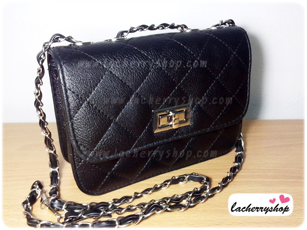 กระเป๋าแฟชั่น สีดำ หนัง PU สายโซ่สะพายไหล่ ปรับความยาวได้ แบบยอดนิยม ((โปรโมชั่นส่งฟรี))