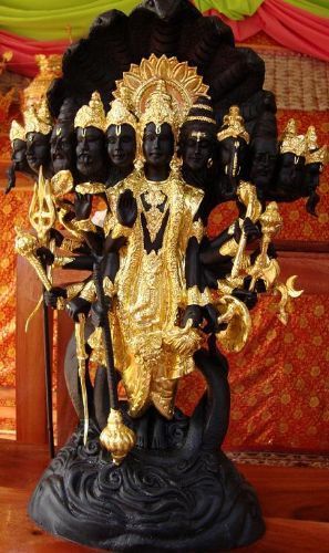 องค์พระนารายณ์ เปิดโลก กาย (ดำทอง) สูง 22"