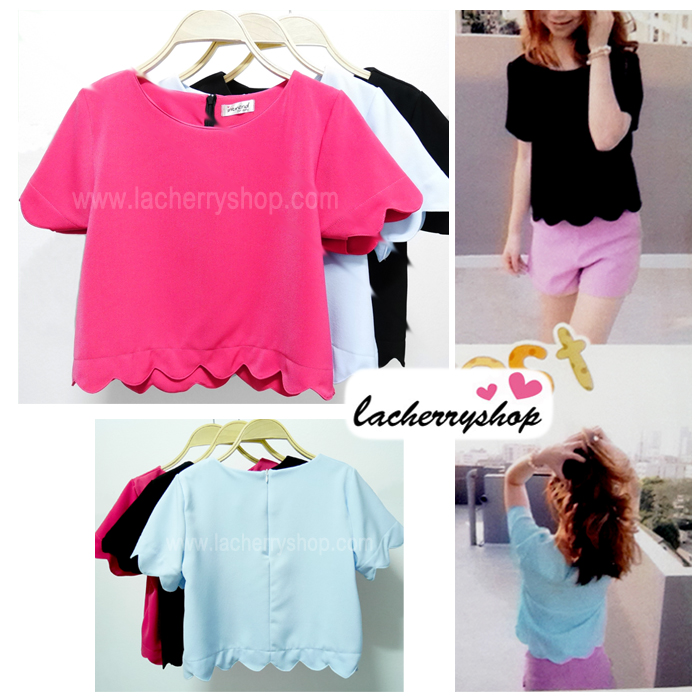 เสื้อแฟชั่น สีชมพูเข้ม ผ้าฮานาโกะ ทรงสวย แบบน่ารักๆ เป็นหยักๆช่วงเอวและแขน เนื้อผ้า อยู่ทรง ใส่สบาย ไม่ยับง่าย สินค้าคุณภาพ ราคาไม่แพง