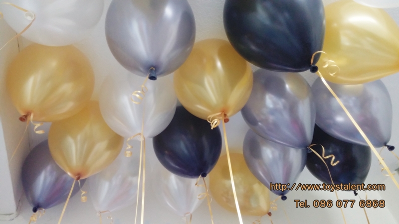 ลูกโป่งกลมเนื้อเมททัลลิก สีเทาเข้ม (ควันบุหรี่) ไซส์ 12 นิ้ว แพ็คละ 10 ใบ (Round Balloon Size 12" - Metallic Dark Gray Latex Balloons)
