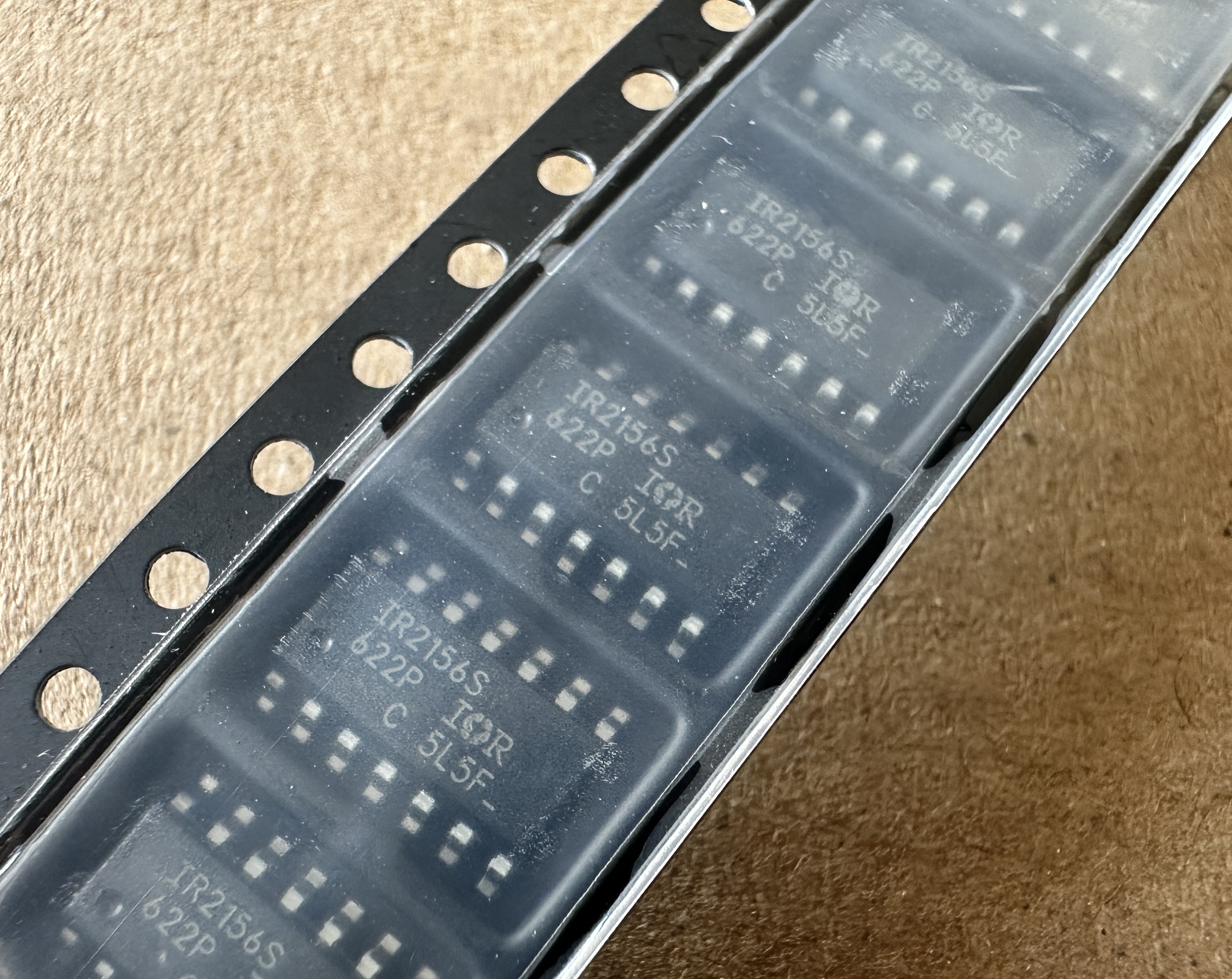 (1ตัว) [IC] IR2156S BALLAST CONTROL IC