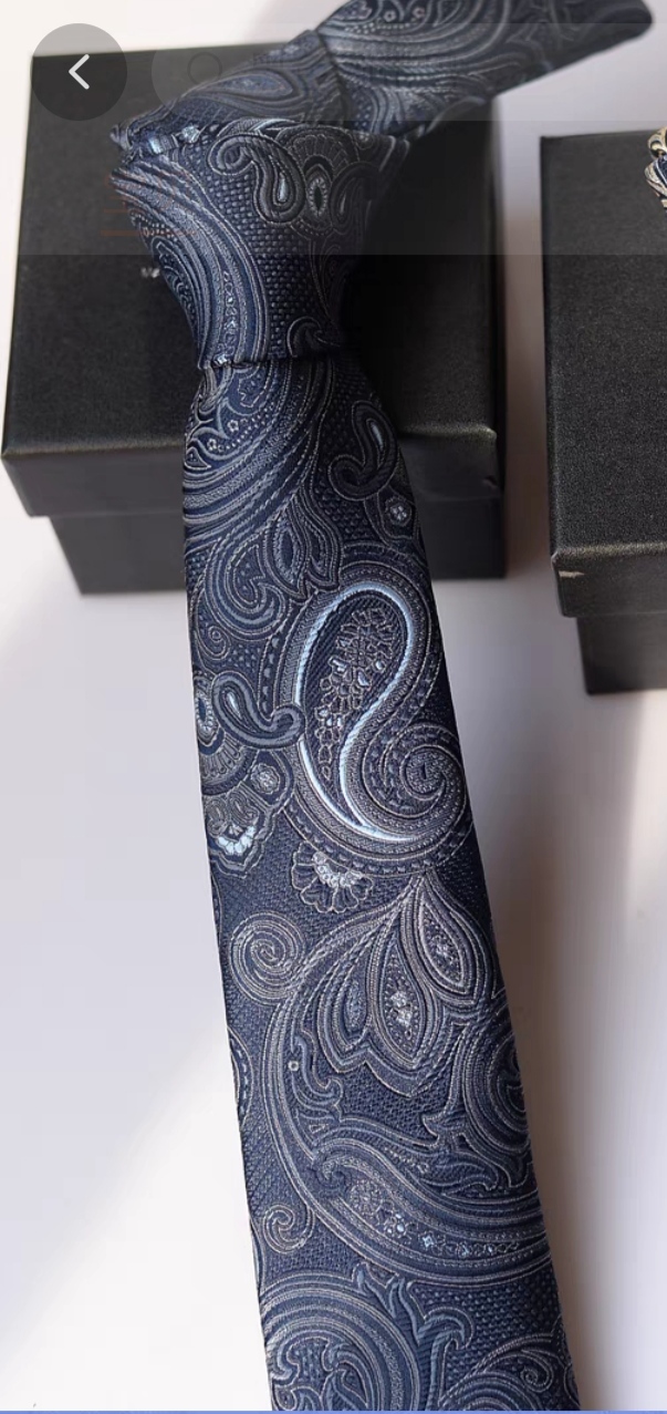 เน็คไทแฟชั่นเส้นบาง ปลาย 6 cm สีดำ เทา คละสี