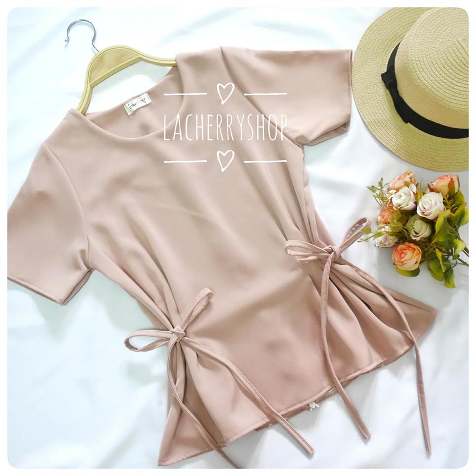 เสื้อแฟชั่นผ้าฮานาโกะ สีโอรส แบบผูกโบว์เอวสองข้าง แบบสวยน่ารักมากค่ะ เสื้อสีพื้น ใส่ง่าย ใส่สบาย เนื้อผ้าฮานาโกะคุณภาพดี