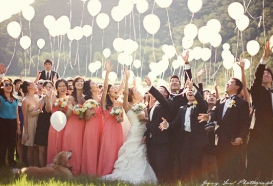 ลูกโป่งกลมเนื้อสแตนดาร์ท สีขาว ไซส์ 10 นิ้ว แพ็คละ 10 ใบ (Round Balloons Size 10" - Standard White Color)