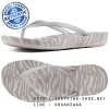 Fitflop Iqushion Super Ergonomic Flip Flop - Soft Grey Tiger Print ของแท้ นำเข้าจาก USA และ UK