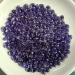 ลูกปัดแก้ว ทรงหยดน้ำ สีม่วง 6x8มิล (1ขีด/100กรัม)