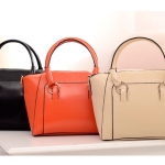 กระเป๋าแฟชั่น ดีไซน์สวยเรียบหรู สีส้ม คลาสสิค แบบยอดนิยม เหมาะกับทุกโอกาส สามารถถือและสะพายได้ทั้งสองแบบ ((โปรโมชั่นส่งฟรี))