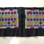 P402 ผ้าปักลายกระเป๋า1 คู่