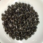 ลูกปัดแก้ว ทรงหยดน้ำ สีเทา 6x8มิล (1ขีด/100กรัม)