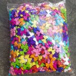 ลูกปัดแฟนซี โบว์สีสด แบบที่2 คละสี 1 กิโล 200 บาท