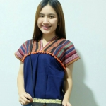 เสื้อนากา เสื้อผ้าพื้นเมือง เสื้อผ้าฝ้ายล้านนา คอวี โทนสีส้ม แต่งปอม ลายผ้าพื้นเมืองสวยๆ