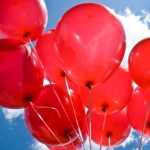 ลูกโป่งกลมเนื้อสแตนดาร์ท สีแดง ไซส์ 10 นิ้ว แพ็คละ 10 ใบ (Round Balloons Size 10" - Standard Red Color)