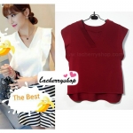 เสื้อแฟชั่นผ้าฮานาโกะ เสื้อทำงาน สีแดง คอวี แต่งระบายแขน สวยหวาน เรียบร้อย สินค้าคุณภาพ ราคาไม่แพง