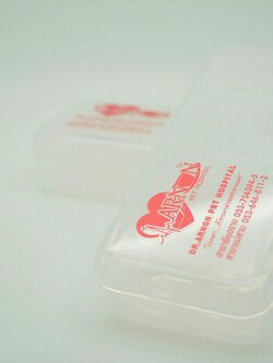 สกรีนพลาสติก กล่องแว่นตา D.ARNON