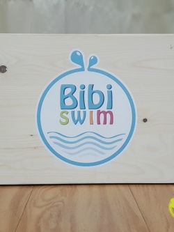 สกรีนไม้ Bibi swim